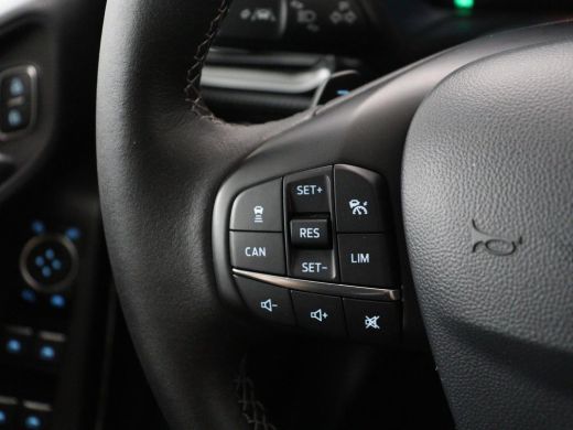 Ford Fiesta 1.0 EcoBoost Vignale | Panoramadak | Leder | Stuur/stoelverwarming | B&O sound | Climate control ... ActivLease financial lease