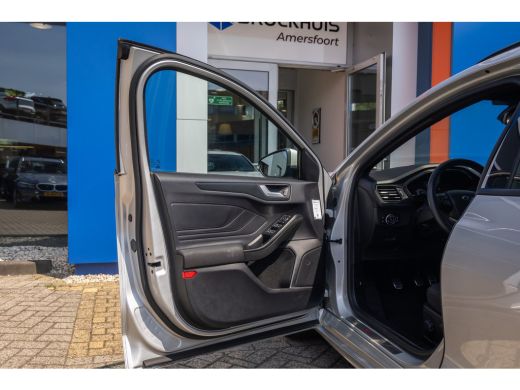 Ford Focus 1.0 EcoBoost ST Line Business | Apple Carplay/Android Auto | Cruise control | lane Assist | Parke... ActivLease financial lease