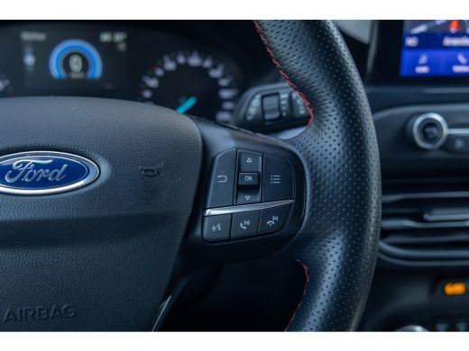 Ford Focus 1.0 EcoBoost ST Line Business | Apple Carplay/Android Auto | Cruise control | lane Assist | Parke... ActivLease financial lease