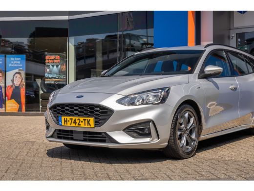 Ford Focus 1.0 EcoBoost ST Line Business | Apple Carplay/Android Auto | Cruise control | lane Assist | Parke... ActivLease financial lease