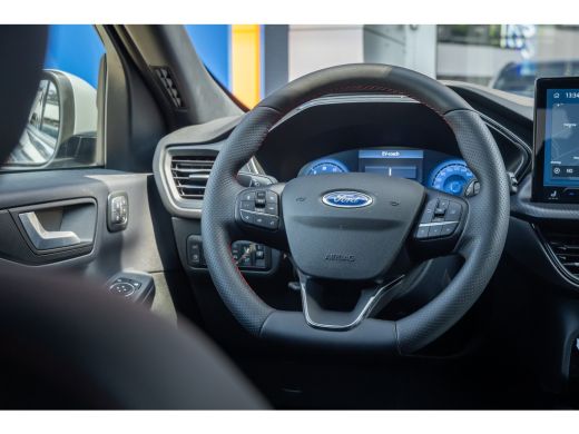 Ford Kuga 2.5 PHEV ST-Line X | Adaptive cruise control | Trekhaak Elek | Panorama-dak Elek | Winterpack | S... ActivLease financial lease