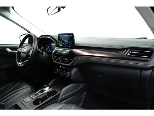 Ford Kuga 2.5 PHEV Vignale | SOH 96% | Pano | Trekhaak | Adap. Cruise | Carplay | Leder ActivLease financial lease