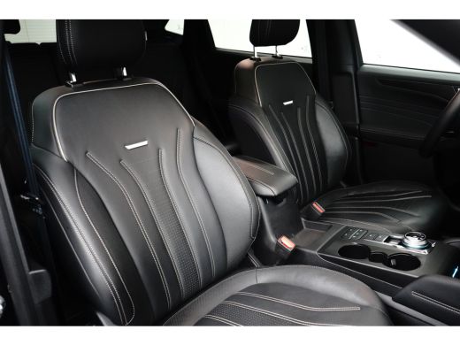 Ford Kuga 2.5 PHEV Vignale | SOH 96% | Pano | Trekhaak | Adap. Cruise | Carplay | Leder ActivLease financial lease