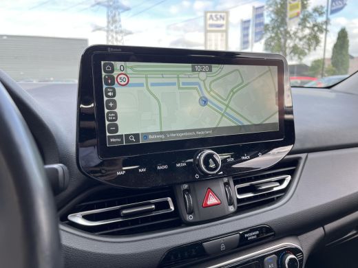 Hyundai i30 1.0 T-GDi MHEV Comfort Smart | Climate Control | Cruise Control | Navigatie | Rijklaarprijs! ActivLease financial lease