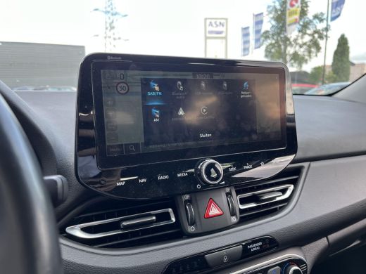 Hyundai i30 1.0 T-GDi MHEV Comfort Smart | Climate Control | Cruise Control | Navigatie | Rijklaarprijs! ActivLease financial lease