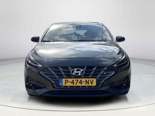 Hyundai i30 1.0 T-GDi MHEV Comfort Smart | Climate Control | Cruise Control | Navigatie | Rijklaarprijs! ActivLease financial lease