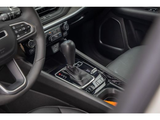 Jeep Compass 4xe 240 Plug-in Hybrid Electric Limited | Camera | Cruise adaptief | Apple Carplay/Android Auto |... ActivLease financial lease