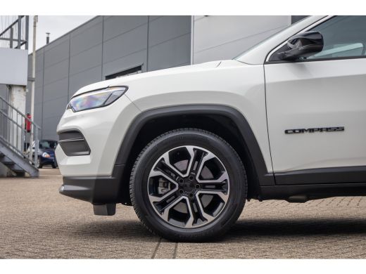 Jeep Compass 4xe 240 Plug-in Hybrid Electric Limited | Camera | Cruise adaptief | Apple Carplay/Android Auto |... ActivLease financial lease