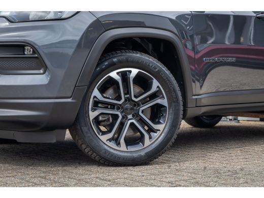 Jeep Compass 4xe 240 Plug-in Hybrid Electric Limited | | Camera | Cruise adaptief | Apple Carplay/Android Auto... ActivLease financial lease
