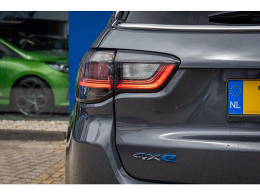 Jeep Compass 4xe 240 Plug-in Hybrid Electric Limited | | Camera | Cruise adaptief | Apple Carplay/Android Auto... ActivLease financial lease