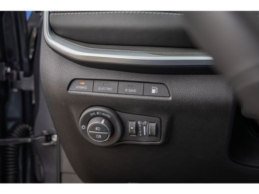 Jeep Compass 4xe 240 Plug-in Hybrid Electric Limited | | Camera | Cruise adaptief | Apple Carplay/Android Auto... ActivLease financial lease
