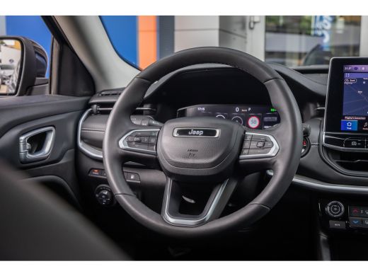 Jeep Compass 4xe 240 Plug-in Hybrid Electric Limited | | Camera | Cruise adaptief | Apple Carplay/Android Auto... ActivLease financial lease