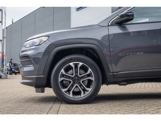 Jeep Compass 4xe 240 Plug-in Hybrid Electric Limited | | Camera | Cruise adaptief | Apple Carplay/Android Auto... ActivLease financial lease