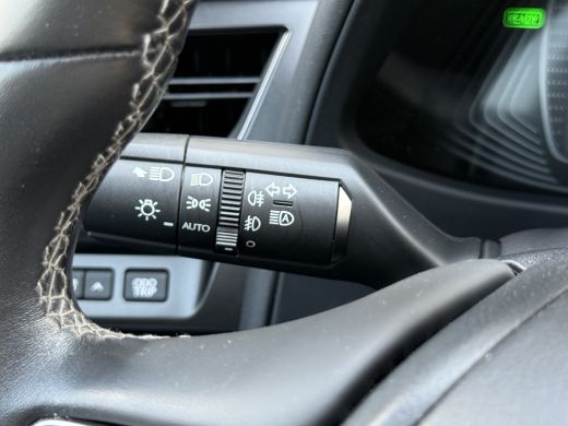 Lexus UX 250h Preference Line | CarPlay | ACC | Dodehoek | Keyless | 18 inch ActivLease financial lease