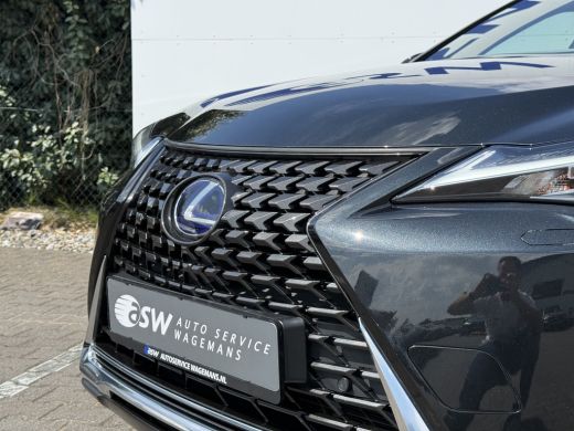 Lexus UX 250h Preference Line | CarPlay | ACC | Dodehoek | Keyless | 18 inch ActivLease financial lease