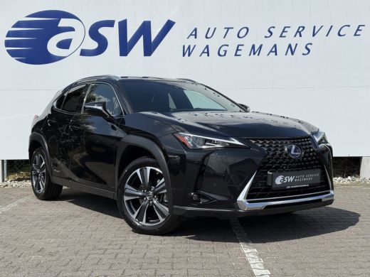 Lexus UX 250h Preference Line | CarPlay | ACC | Dodehoek | Keyless | 18 inch ActivLease financial lease
