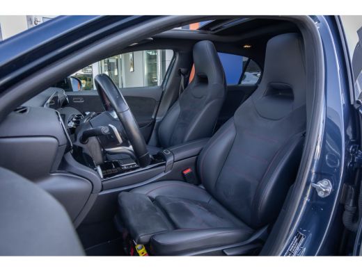 Mercedes-Benz A-Klasse 250 e AMG Line | Panoramadak | Dodehoeksensor | 360&deg; Camera | Lane Keeping Assist | Stoelverwarmi... ActivLease financial lease