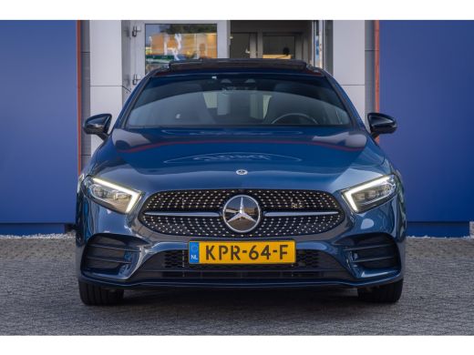 Mercedes-Benz A-Klasse 250 e AMG Line | Panoramadak | Dodehoeksensor | 360&deg; Camera | Lane Keeping Assist | Stoelverwarmi... ActivLease financial lease