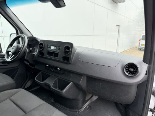 Mercedes-Benz eSprinter 312 55 kWh L2H2 Elektrisch 145km WLTP 80kw Snelladen Climate Control ActivLease financial lease