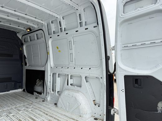 Mercedes-Benz eSprinter 312 55 kWh L2H2 Elektrisch 145km WLTP 80kw Snelladen Climate Control ActivLease financial lease