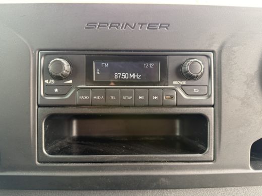 Mercedes-Benz eSprinter 312 55 kWh L2H2 Elektrisch 145km WLTP 80kw Snelladen Climate Control ActivLease financial lease