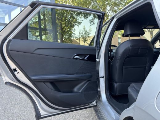 MG MG4 EV Luxury 64 kWh LONG RANGE | SOH 95% | 15.000KM | 360&deg; CAMERA | STOEL & STUURVERWARMING | 7 JAAR MG... ActivLease financial lease