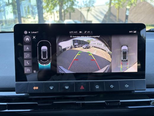 MG MG4 EV Luxury 64 kWh LONG RANGE | SOH 95% | 15.000KM | 360&deg; CAMERA | STOEL & STUURVERWARMING | 7 JAAR MG... ActivLease financial lease