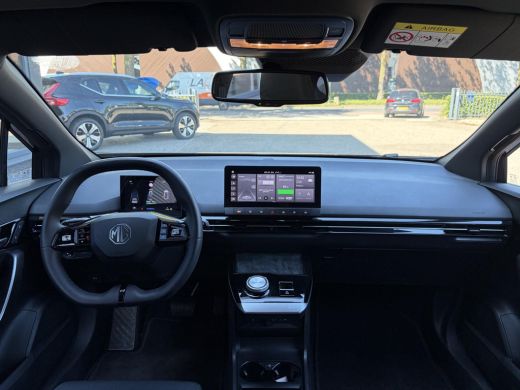 MG MG4 EV Luxury 64 kWh LONG RANGE | SOH 97% | 15.000KM | 360&deg; CAMERA | STOEL & STUURVERWARMING | 7 JAAR MG... ActivLease financial lease