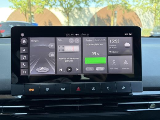 MG MG4 EV Luxury 64 kWh LONG RANGE | SOH 97% | 15.000KM | 360&deg; CAMERA | STOEL & STUURVERWARMING | 7 JAAR MG... ActivLease financial lease