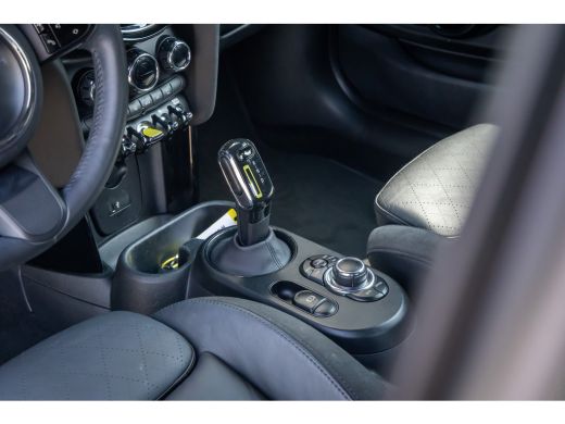 Mini Electric Camden Edition 33 kWh | Apple Carplay/Android Auto | Parkeersensoren | FULL Led | Navi | Lederen ... ActivLease financial lease