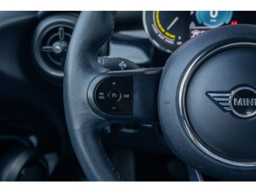 Mini Electric Camden Edition 33 kWh | Apple Carplay/Android Auto | Parkeersensoren | FULL Led | Navi | Lederen ... ActivLease financial lease