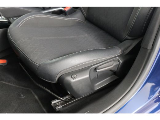 Opel Corsa 1.2 Elegance | Automaat! | Stoelverwarming | LED | Camera | Parkeersensoren V+A | Airco | Navi By... ActivLease financial lease