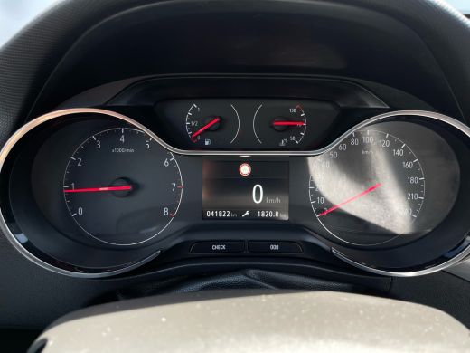 Opel Crossland 1.2 110PK Turbo Elegance CAMERA ACHTER| PARKEERSENSOREN V&A| NAVI| APPLE CARPLAY/ANDROID AUTO| CR... ActivLease financial lease