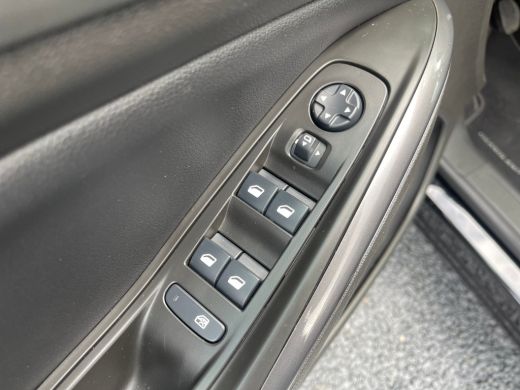 Opel Grandland X 1.2 130PK Elegance CRUISE CONTROL| CAMERA ACHTER| PARKEERSENSOREN V&A| CLIMATE CONTROL| ACHTERBAN... ActivLease financial lease