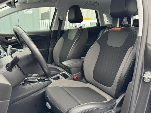 Opel Grandland X 1.2 Turbo Innovation 130 PK AUT | Achteruitrijcamera | Halfleder | Dodehoek Detectie | Chroom Ext... ActivLease financial lease