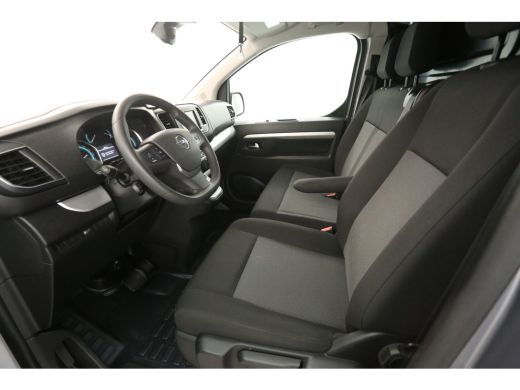 Opel Vivaro-e 75 kWh L3H1 | Snelladen | SOH 93% | Airco | Cruise | Camera | Carplay | 3 Zits | Navi | 2xSchuifdeur ActivLease financial lease