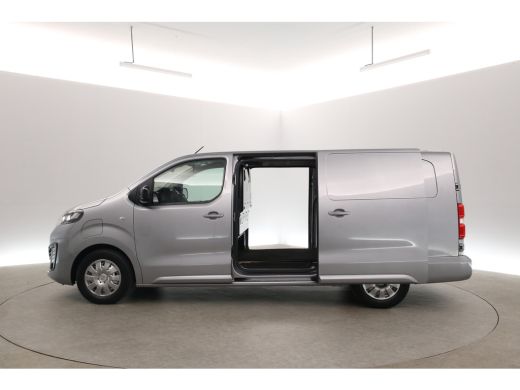 Opel Vivaro-e 75 kWh L3H1 | Snelladen | SOH 93% | Airco | Cruise | Camera | Carplay | 3 Zits | Navi | 2xSchuifdeur ActivLease financial lease
