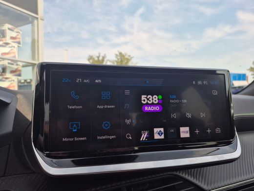 Peugeot 2008 1.2 Hybrid 145 GT Voor en achter camera | Climate control | Apple carplay en Android auto | Adapt... ActivLease financial lease