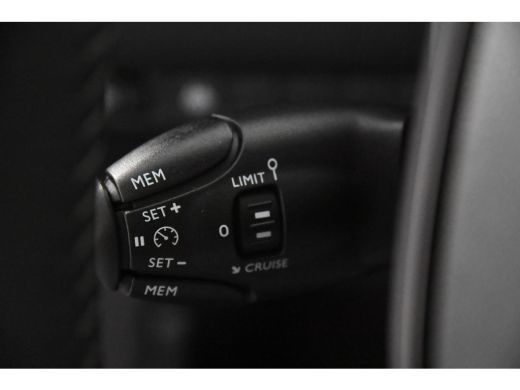 Peugeot 208 *1ste Eigenaar*Navigatie*Carplay*Cruise Control* ActivLease financial lease