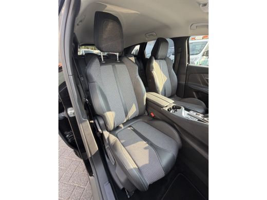 Peugeot 3008 225pk HYbrid Allure Pack Business (Trekhaak - Elektrische klep - 360gr Camera - LED - Automatisch... ActivLease financial lease