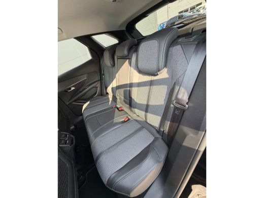 Peugeot 3008 225pk HYbrid Allure Pack Business (Trekhaak - Elektrische klep - 360gr Camera - LED - Automatisch... ActivLease financial lease