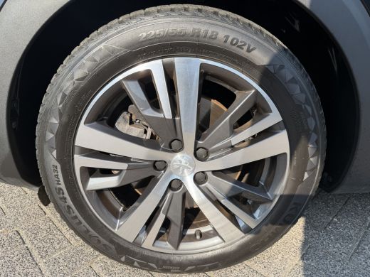 Peugeot 3008 225pk HYbrid Allure Pack Business (Trekhaak - Elektrische klep - 360gr Camera - LED - Automatisch... ActivLease financial lease