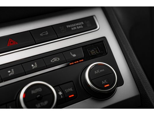 Seat Ateca FR Business Intense | Achteruitrijcamera | Airconditioning automatisch met 2-zone-temperatuurrege... ActivLease financial lease
