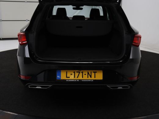 Seat Leon Sportstourer 1.5 TSI FR Launch Edition | Stuur/stoelverwarming | Carplay | Climate Control | Adap... ActivLease financial lease
