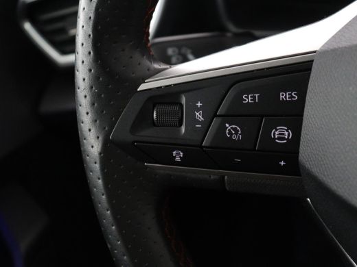 Seat Leon Sportstourer 1.5 TSI FR Launch Edition | Stuur/stoelverwarming | Carplay | Climate Control | Adap... ActivLease financial lease