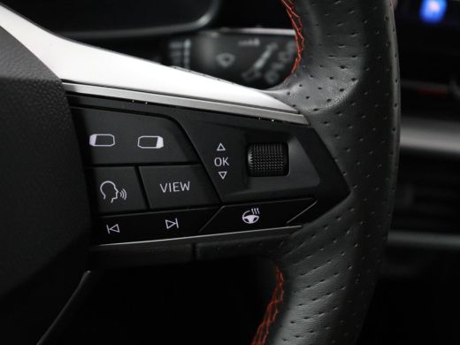 Seat Leon Sportstourer 1.5 TSI FR Launch Edition | Stuur/stoelverwarming | Carplay | Climate Control | Adap... ActivLease financial lease