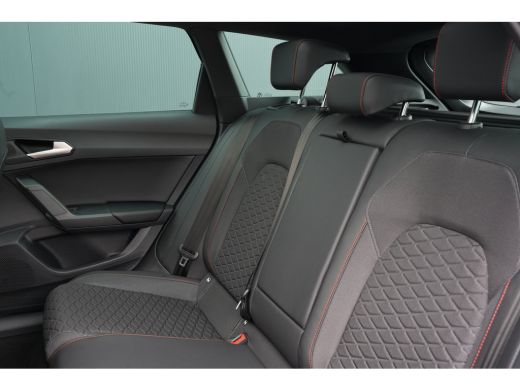 Seat Leon Sportstourer FR Business - eHybrid | Achteruitrijcamera | Automatisch dimmende binnenspiegel | Da... ActivLease financial lease