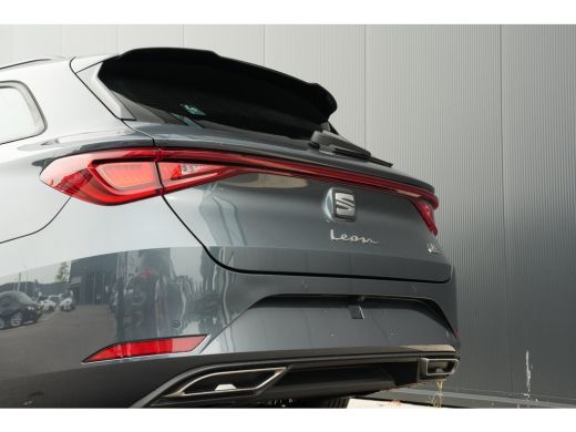 Seat Leon Sportstourer FR Business - eHybrid | Achteruitrijcamera | Automatisch dimmende binnenspiegel | Da... ActivLease financial lease