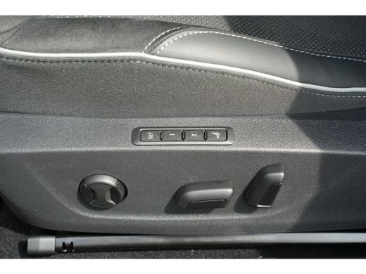 Skoda Enyaq iV Sportline | Chrome interieur accenten | Driving mode select | LED interieurverlichting inclusief ... ActivLease financial lease