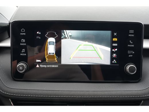 Skoda Fabia Business Edition | Achteruitrijcamera | Chromen raamlijsten | Cruise control met speedlimiter ActivLease financial lease